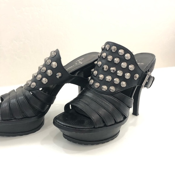 Donald J. Pliner Shoes - Lisa for Donald Jpliner signaturecollection shoes